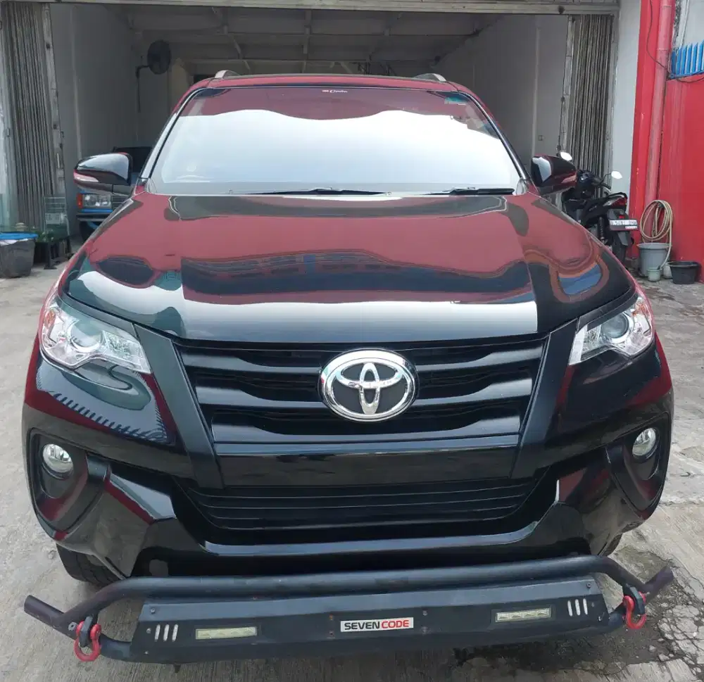 MOBIL PRIBADI KONDISI SANGAT TERAWAT
