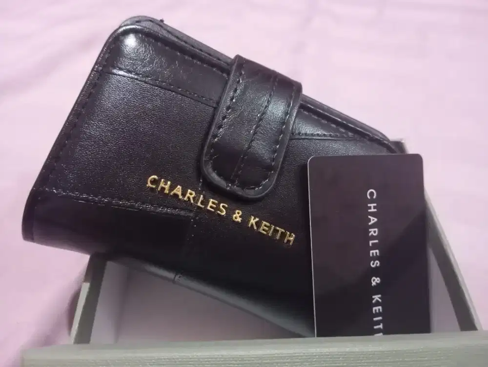 Tas Charles & Keith