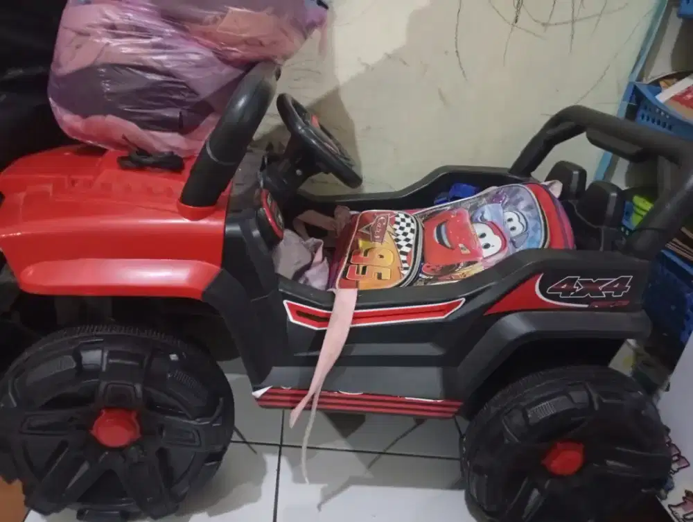 Mobil Remote atau mobil aki anak2