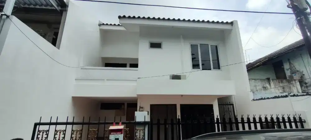DISEWAKAN RUMAH - Grogol