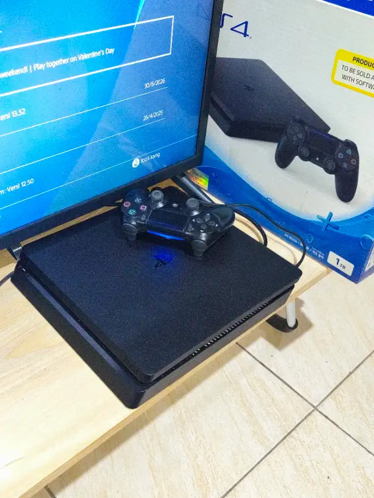 PS4 SLIM 1TB FULLSET