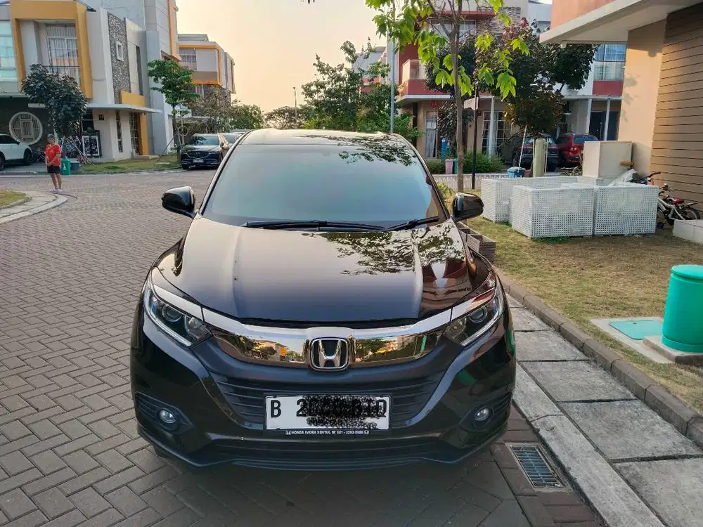 Hrv 2019,Akhir(12), E, AT, dark olive