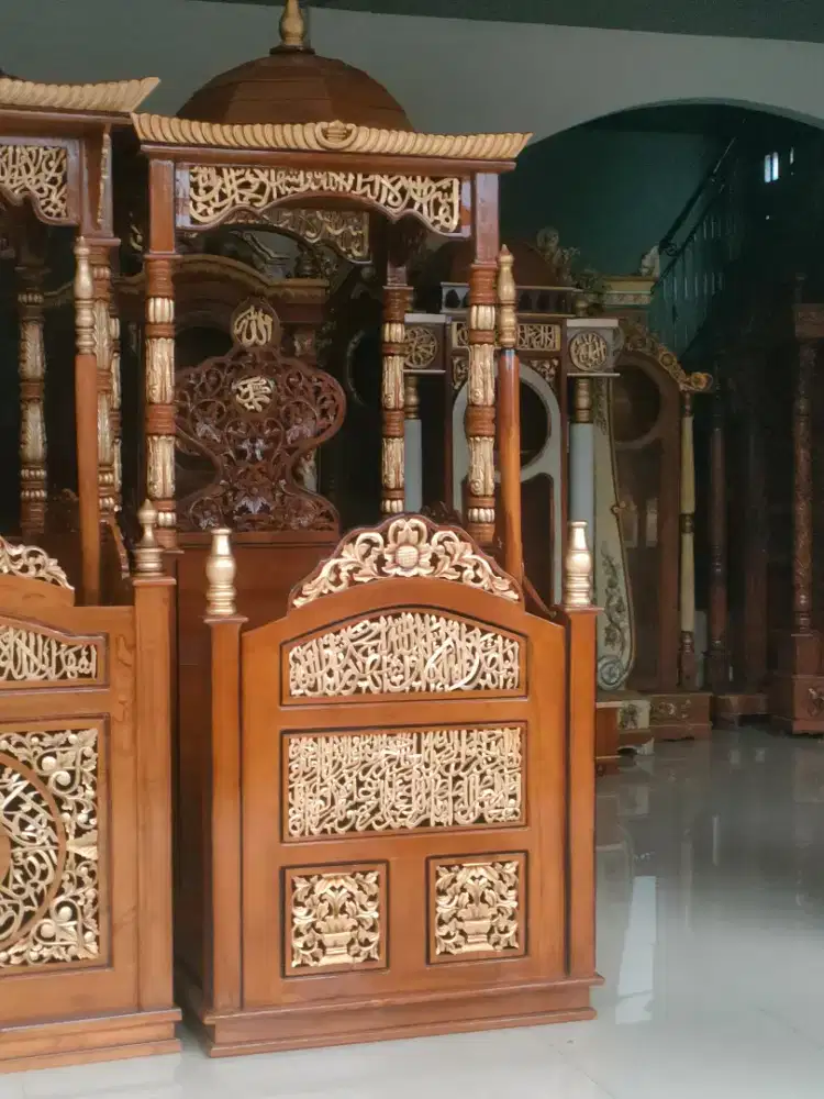 Mimbar kubah atap mimbar masjid khotbah ceramah