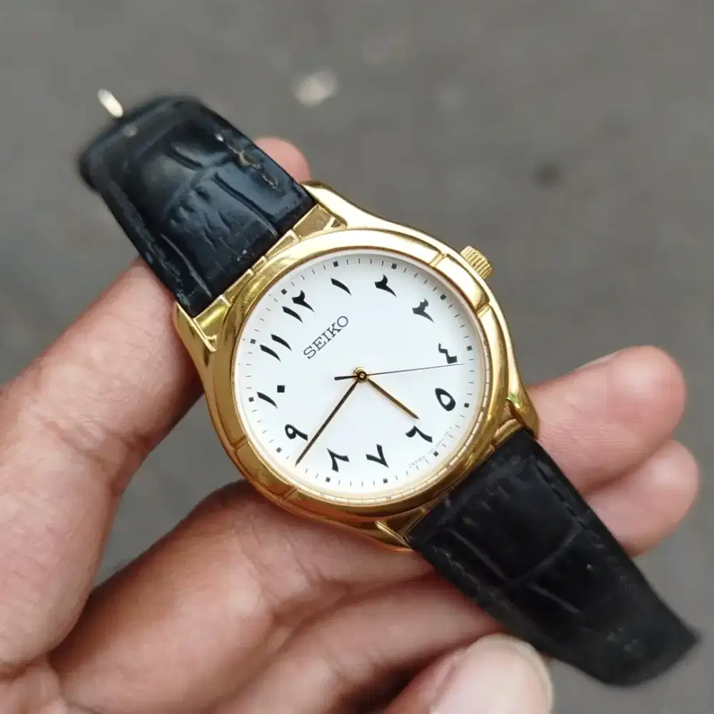 Jam Tangan Pria Wanita Seiko Quartz 7N01 Glod White Arabic Dial