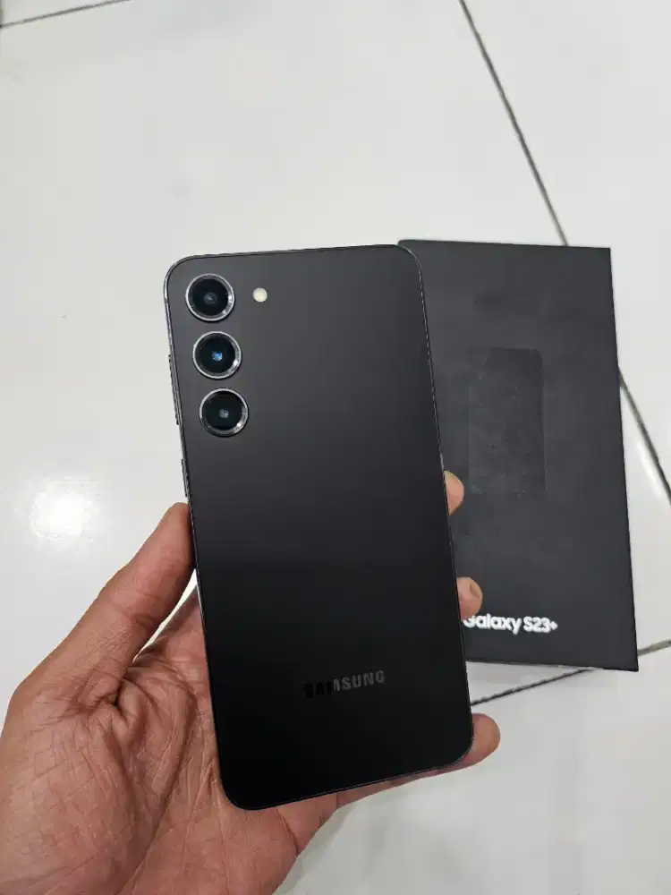 Samsung S23 Plus Ram 8/256 GB Fullset