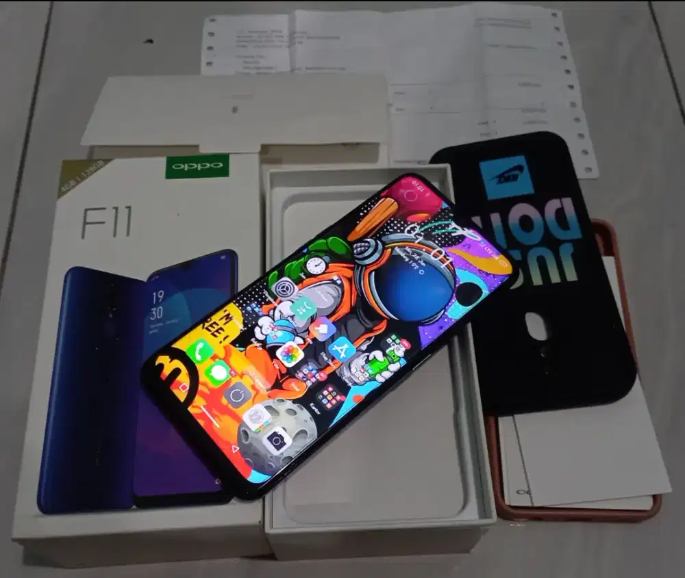 Oppo F11 4/128Gb fullset Baca Deskripsi