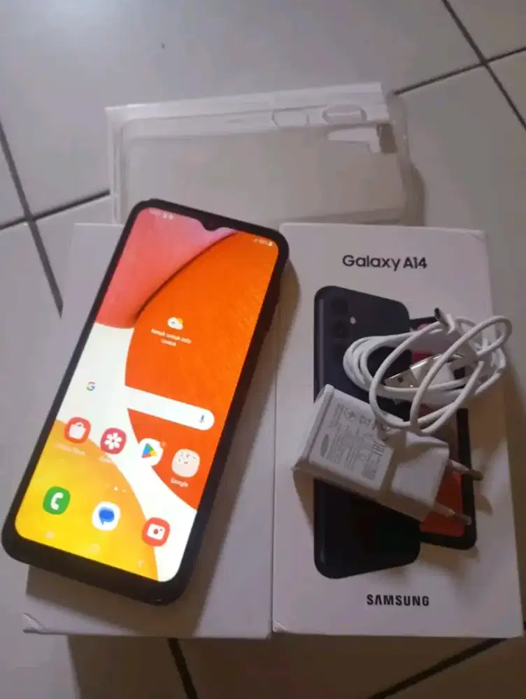 Hayu yg minat secepat nya butuh samsung A14 ram 6/128