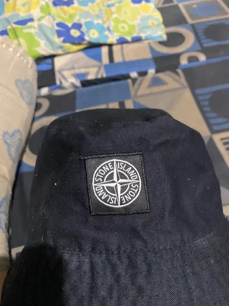 Buckethat stone island full tag