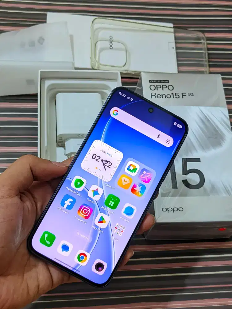 Oppo Reno 15F 5G Ram 8+8/256 fullset