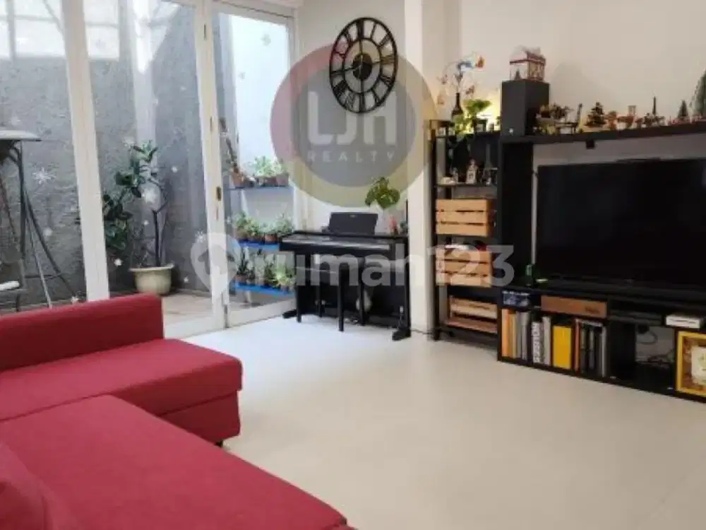 Dijual Rumah Discovery Lumina Parigi, Pondok Aren Tangerang Selatan