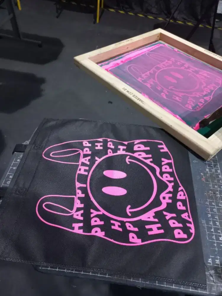 jasa sablon maklon atau full order, satuan lusinan ribuan bisa