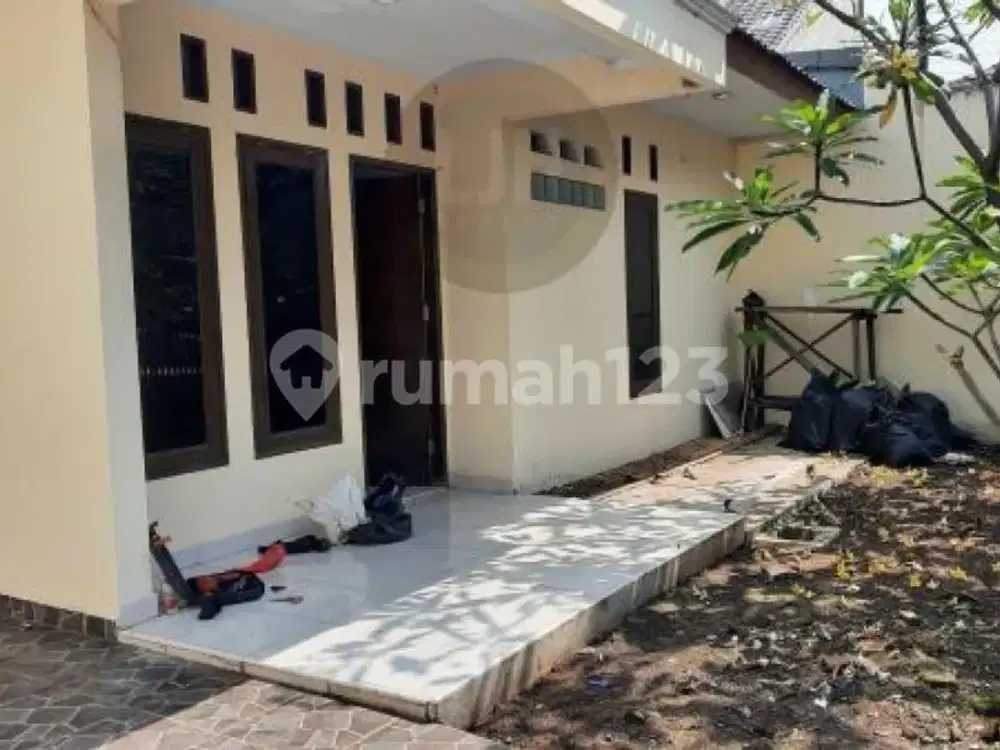 Dijual Rumah Murah Komplek Raya Housing Jatiwaringin Bekasi