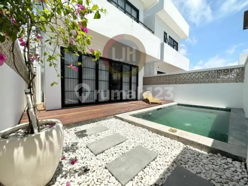For Sale Villa Kuwun Kerobokan Bali