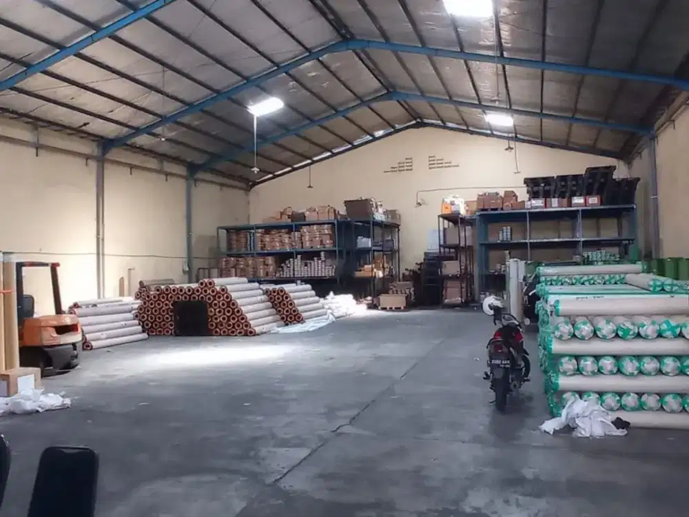 DISEWAKAN GUDANG MARGOMULYO JAYA
