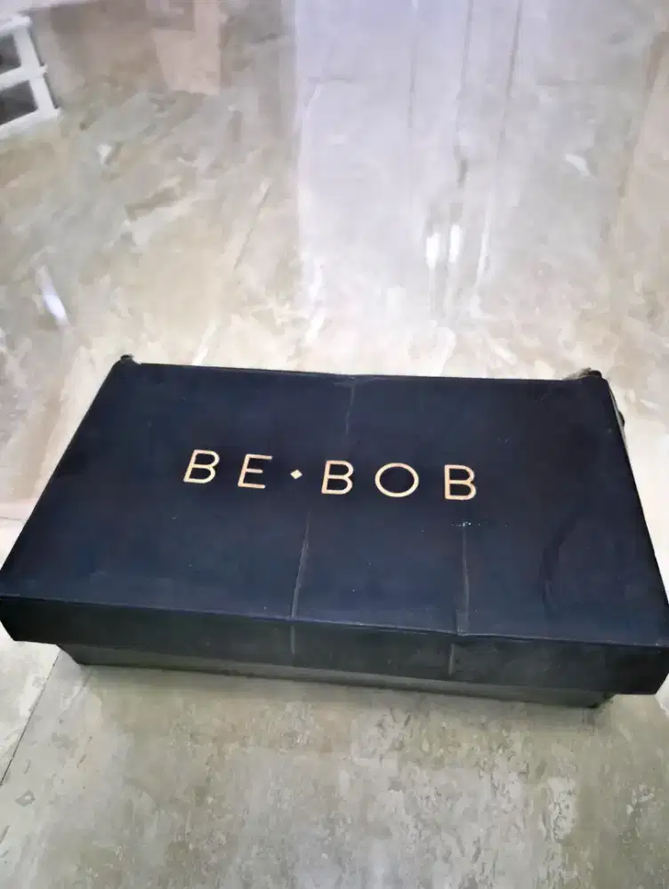 Kardus Bekas Sepatu Box Be Bob Ukuran 38