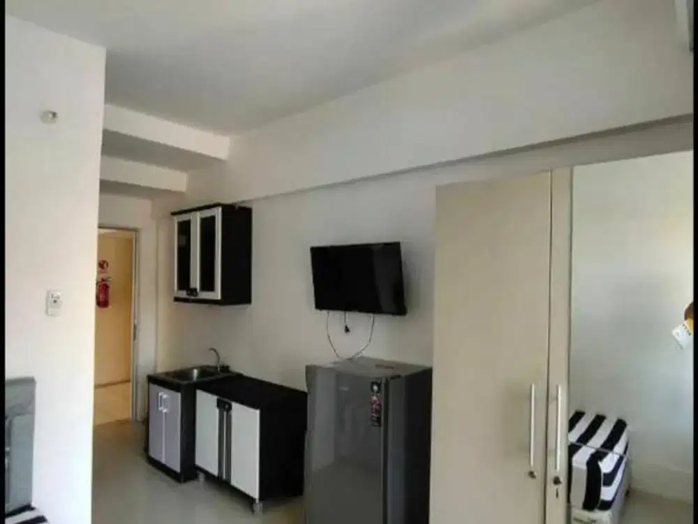DIJUAL APARTEMEN GUNAWANGSA MERR TOWER B LANTAI 15 FURNISHED