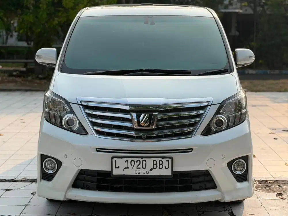 ALPHARD 2.4 SC PREMSOUND AT 2013