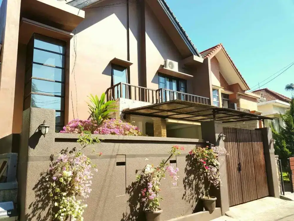 Rumah Pribadi dengan Look Modern di Suwung Denpasar