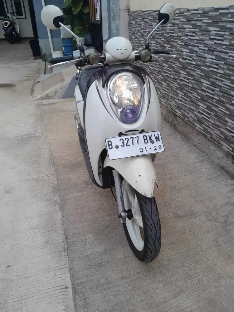 Honda Scoopy 2012