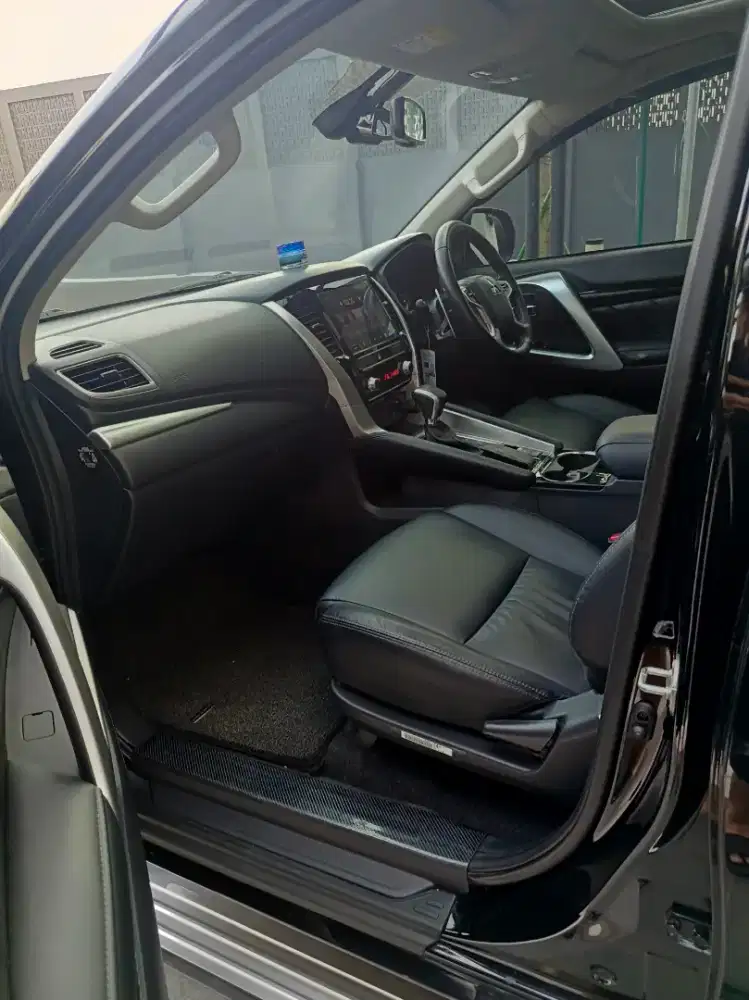 Dijual Mobil Mitsubishi Pajero Sport DAKAR 4x2 AT 2023/2024
