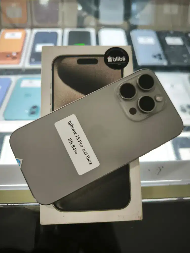 iPhone 15 pro 256 ibox