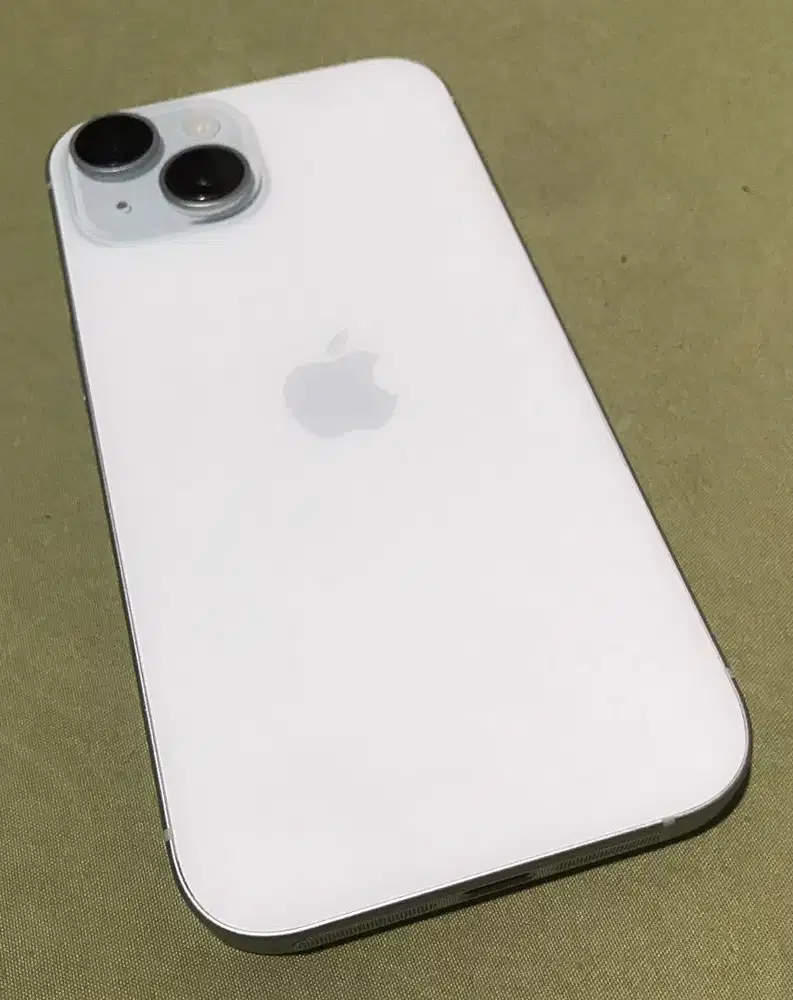 Jual iphone 15, terawat masih seperti baru beli