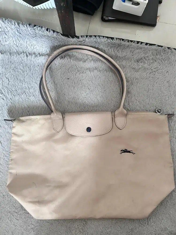 LONGCHAMP SIZE L  BAGUS JUAL MURAH