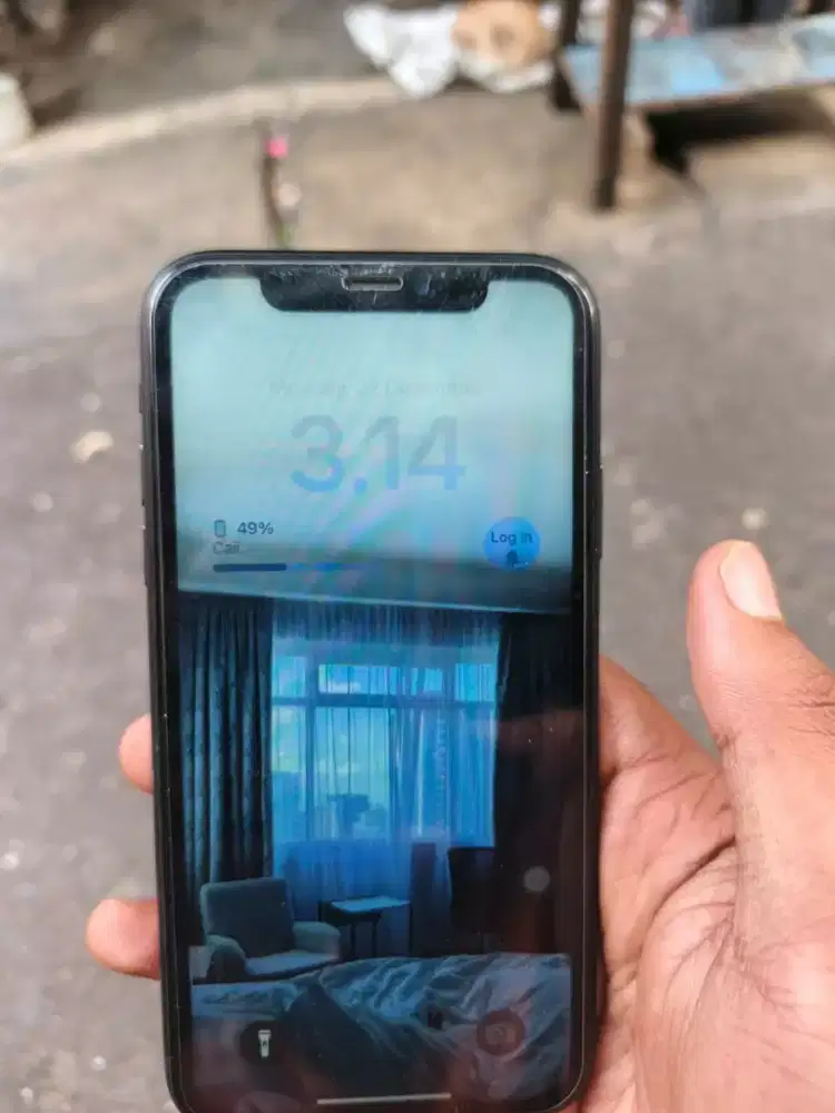 iPhone XR minus terkunci