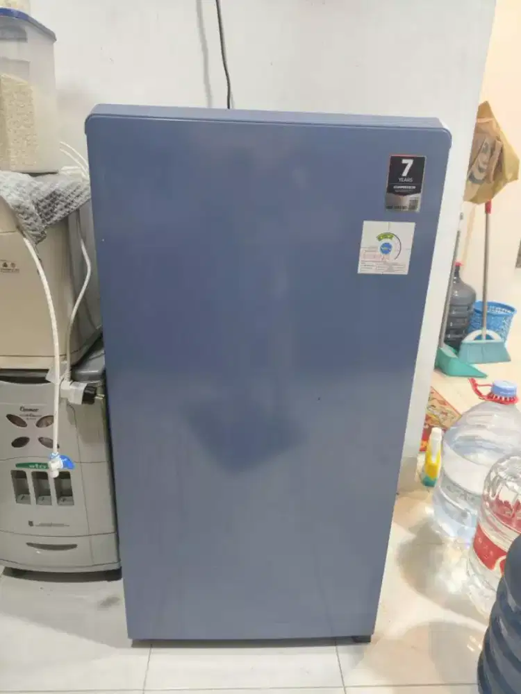 Kulkas 1pintu Aqua AQR188