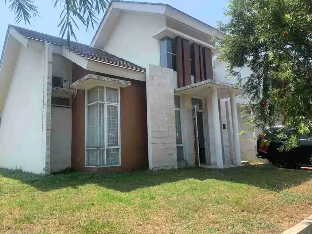 Dijual rumah realestate posisi di hoek di Citra Indah City Jonggol