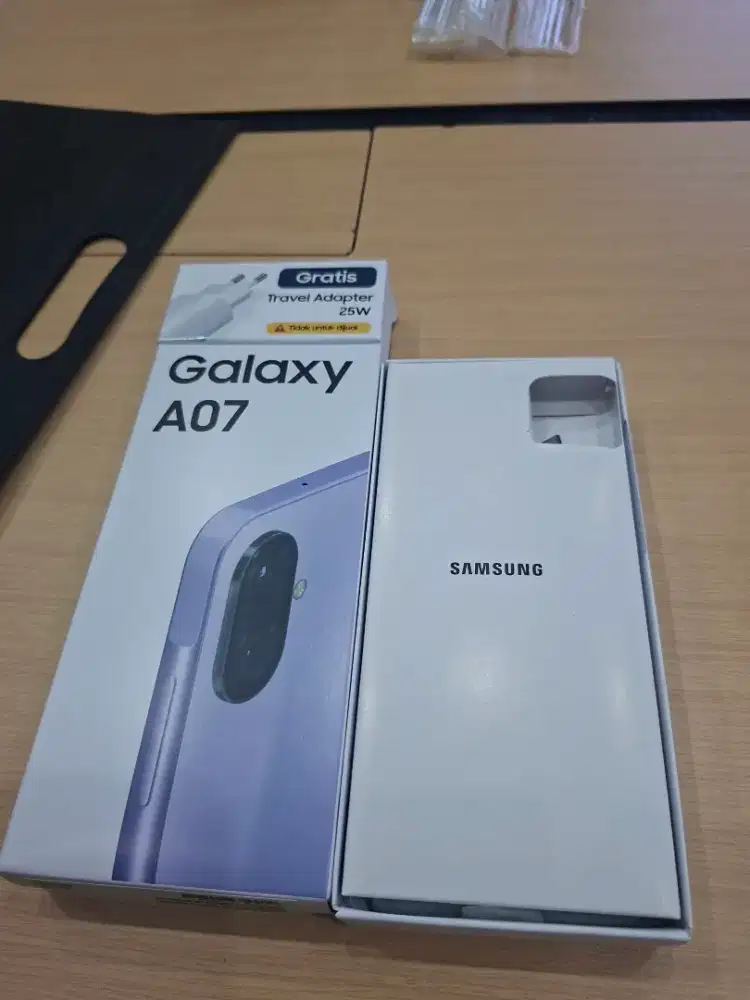 SAMSUNG A07 4+4/128