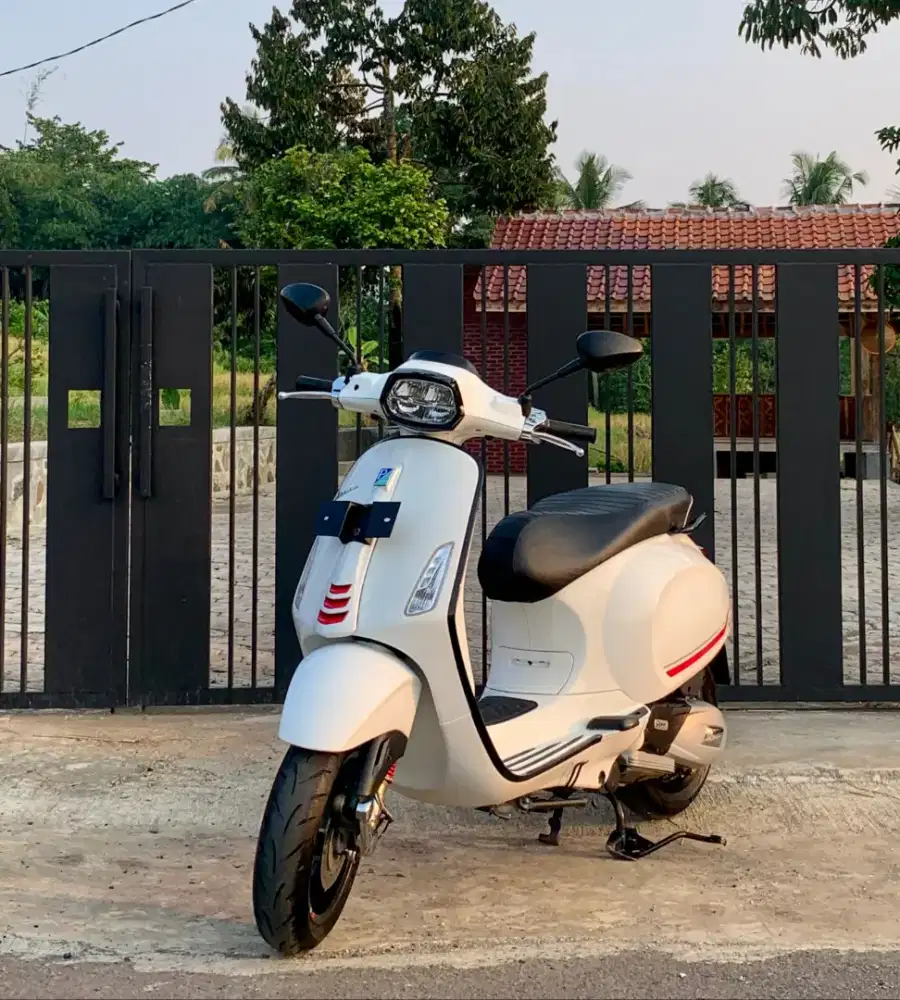 PIAGGIO VESPA SPRINT S 150 IGET ABS FACELIFT WARNA PUTIH