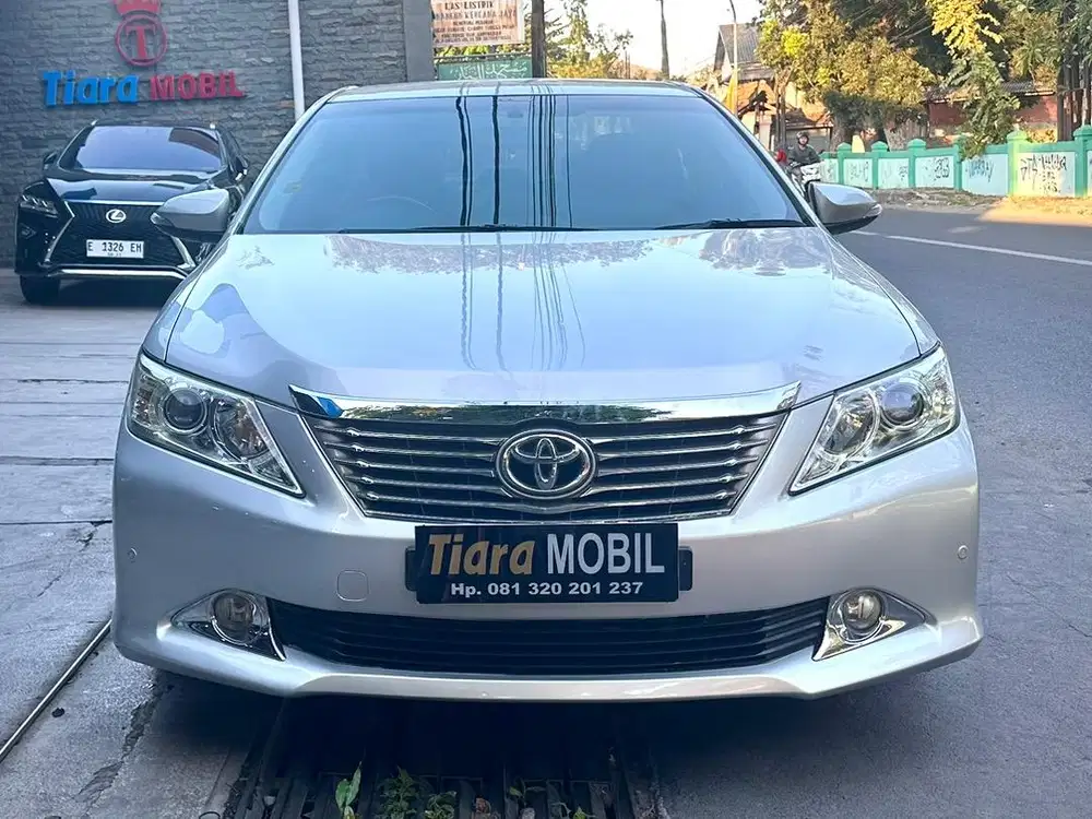 Toyota Camry 2.5 V Automatic Th 2012