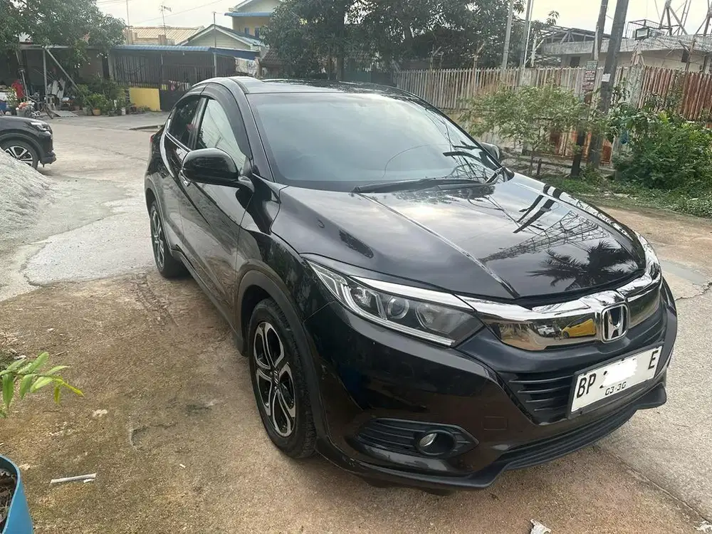Dijual Cepat Honda HR-V Low KM