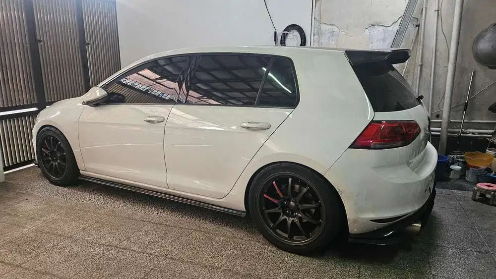 Volkswagen Golf 2013 Bensin