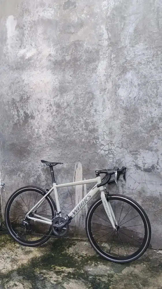 Sepeda Road Bike