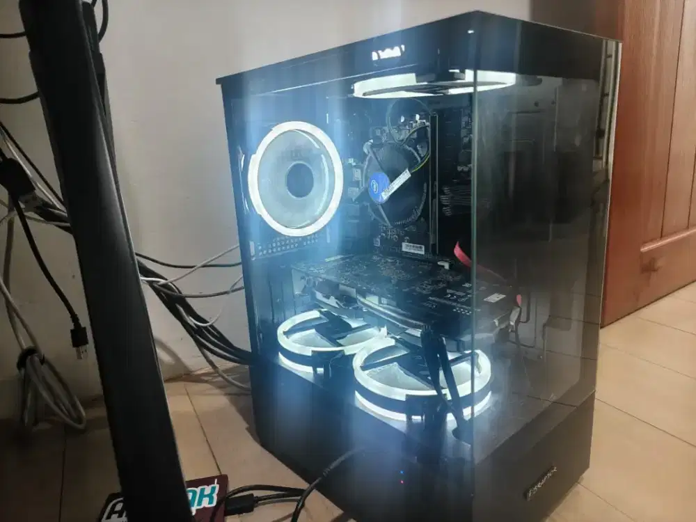 Jual/TT PC Only intel core i3 gen 8100 rx 570 ram 16gb ssd 256gb