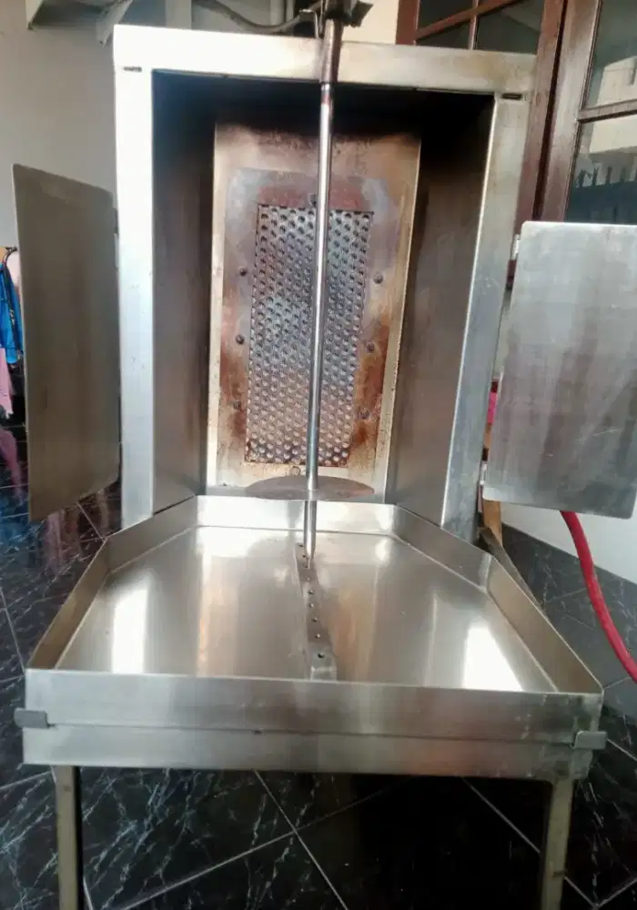 Pemanggang Daging Kebab