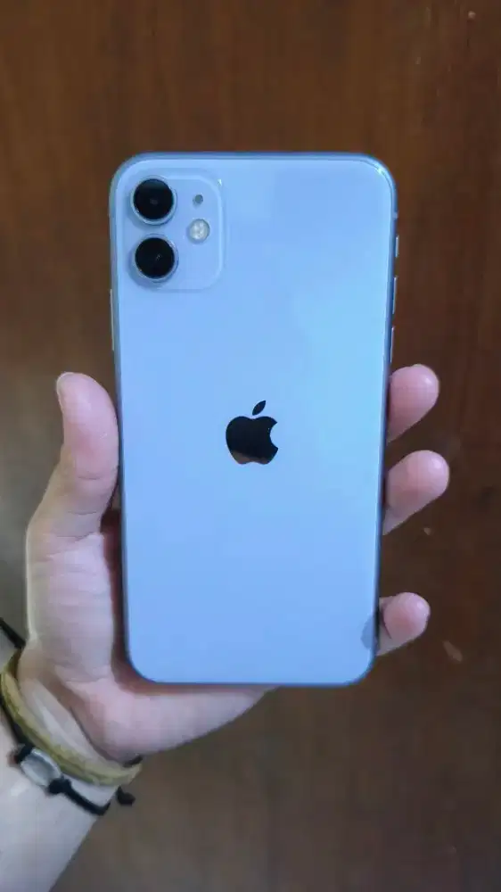 Iphone 11 64Gb warna Ungu