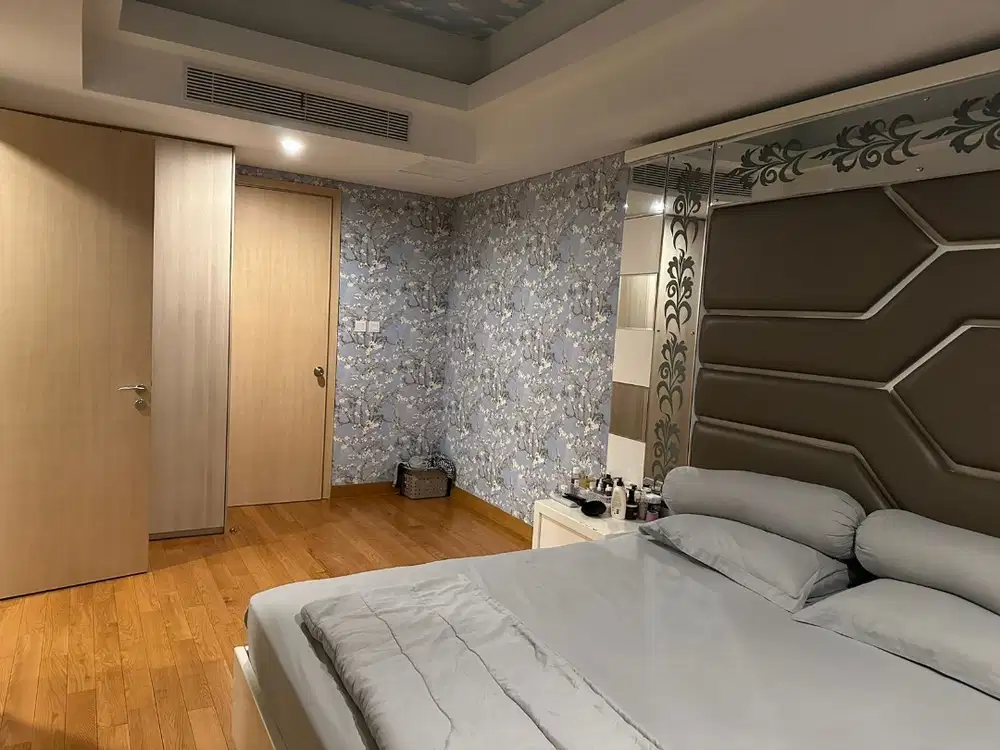 disewakan tanga perantara apartment modern one east penthouse