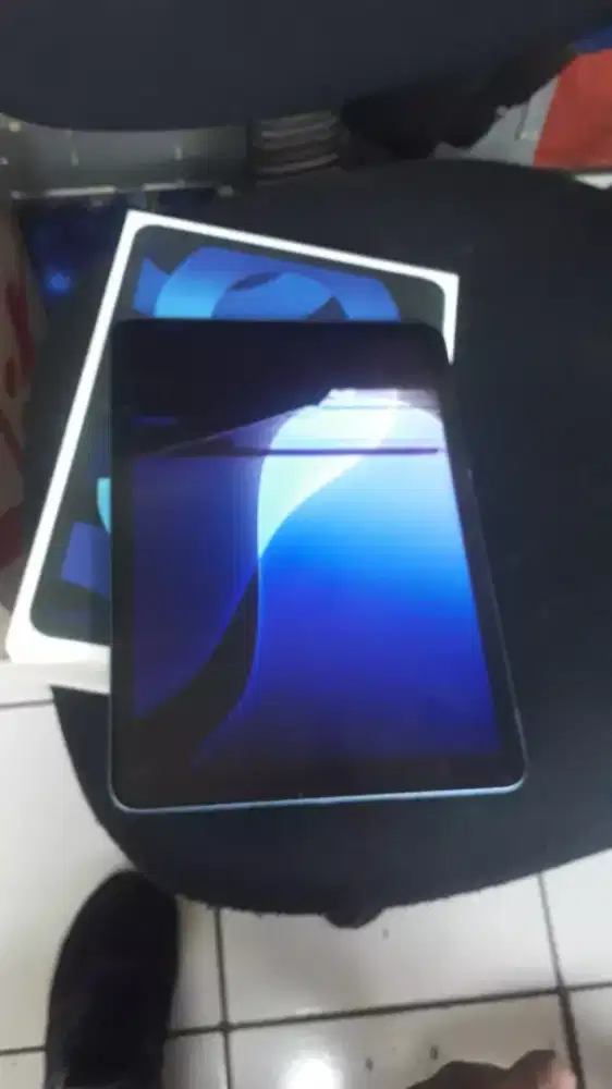 Ipad generasi 5 WiFi only 64gb dus dan unit