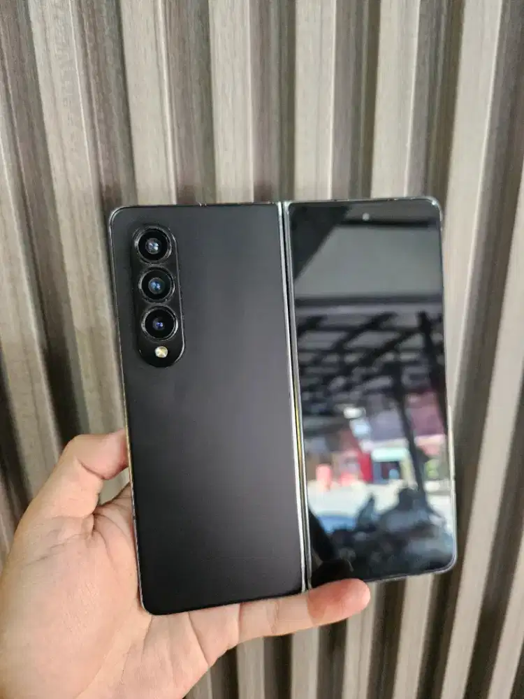 Samsung Z Fold 4 5G 12/256 Sein