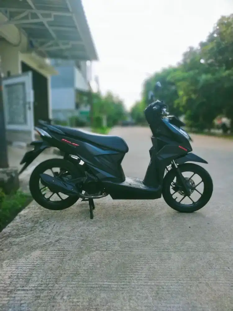 BEAT DELUXE 2024 MULUS