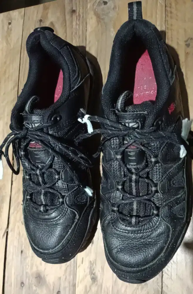 Sepatu Gunung Hiking Karrimor 42