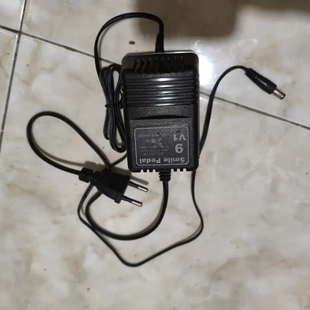 adaptor efek gitar 9v trafo
