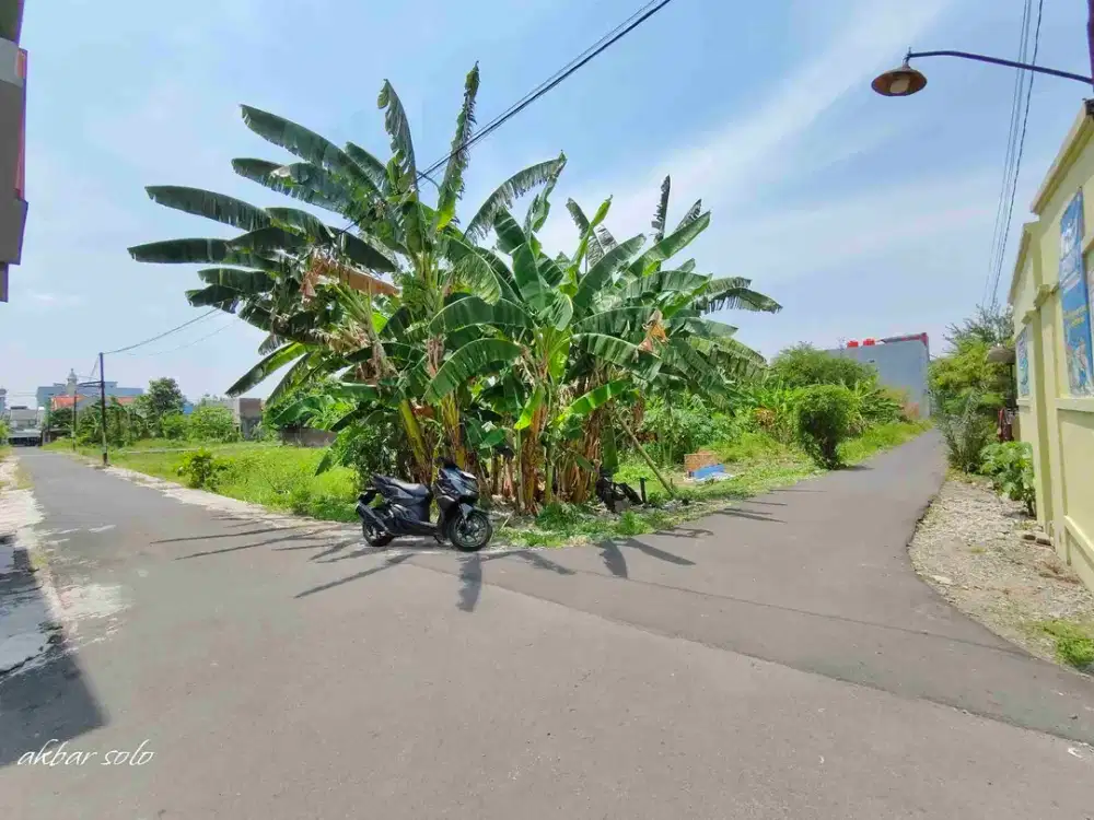 di jual tanah kampus ums solo