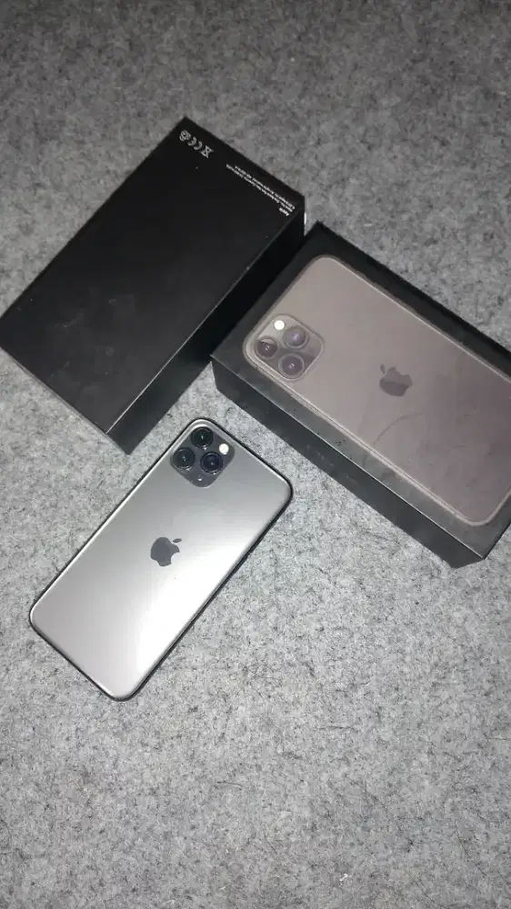 iPhone 11 pro 256
