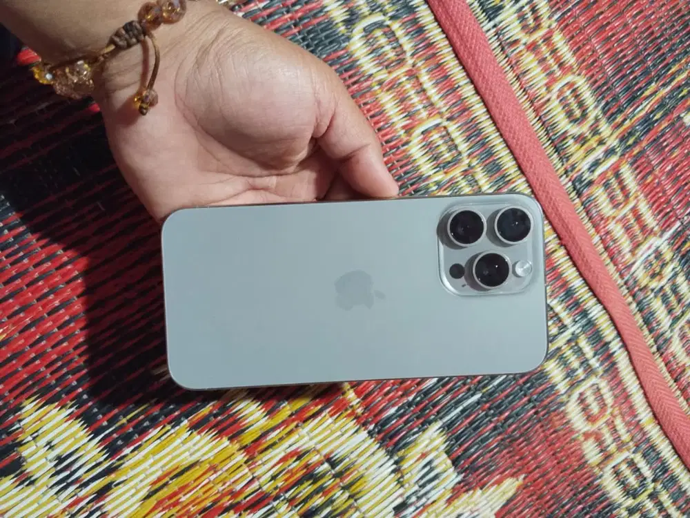 Dijual iphone 15 promax 256 ibox Titanium BH 84