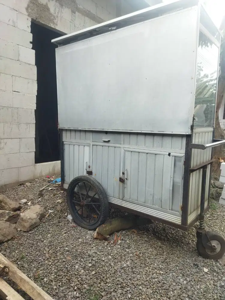 Roda untuk jualan