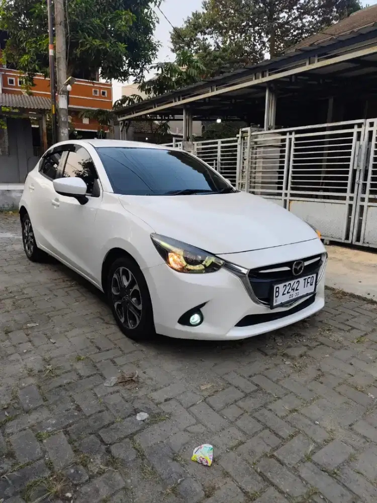 mazda 2 skyaktif